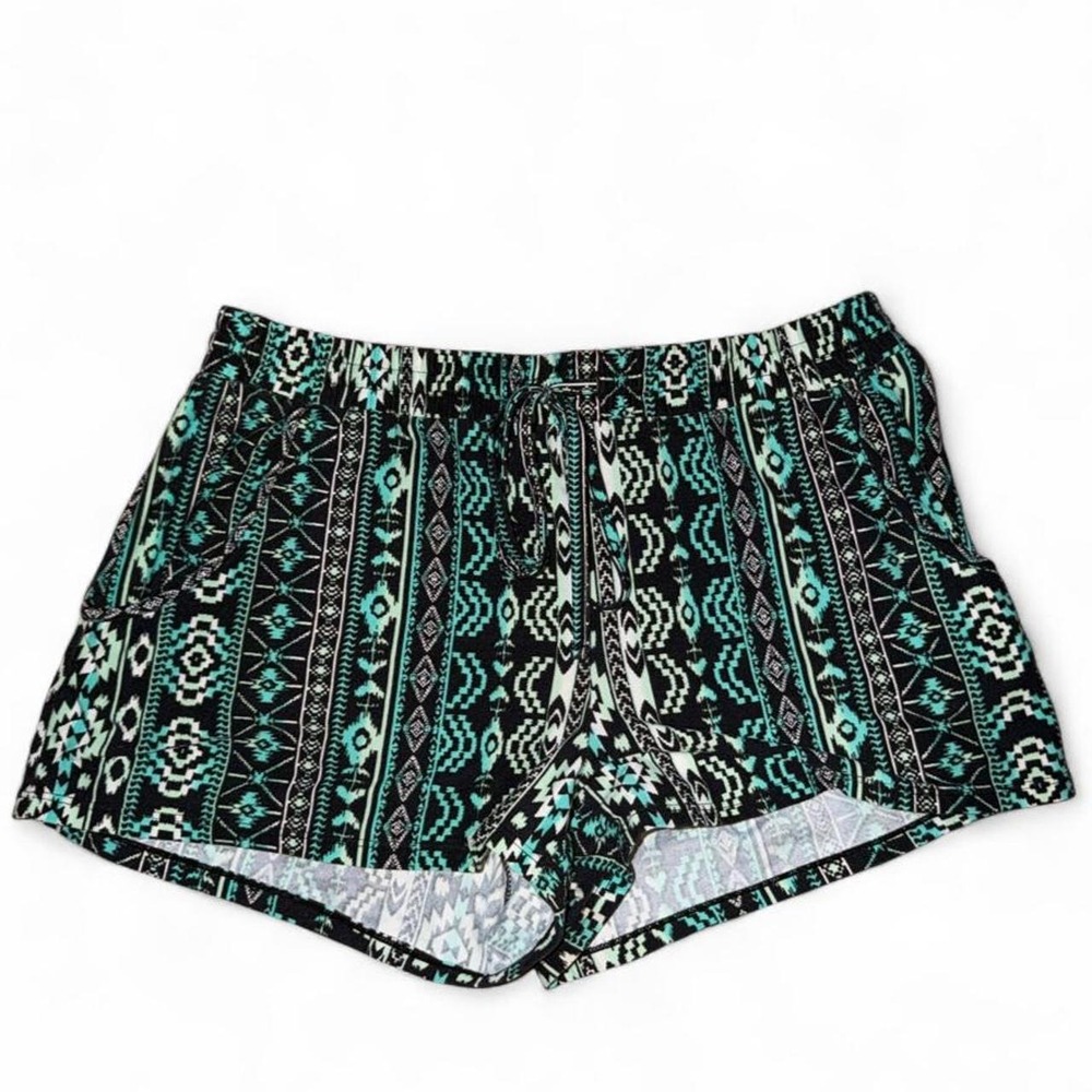 No Boundaries Geometric Print Shorts